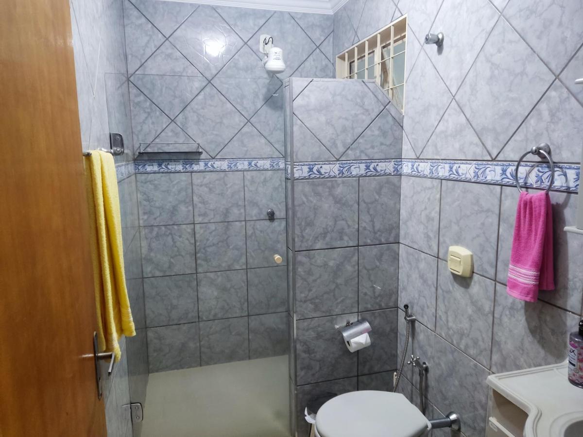 Casa Para Temporada 900 Metros Do Termas Dos Laranjais Villa Olímpia Eksteriør billede