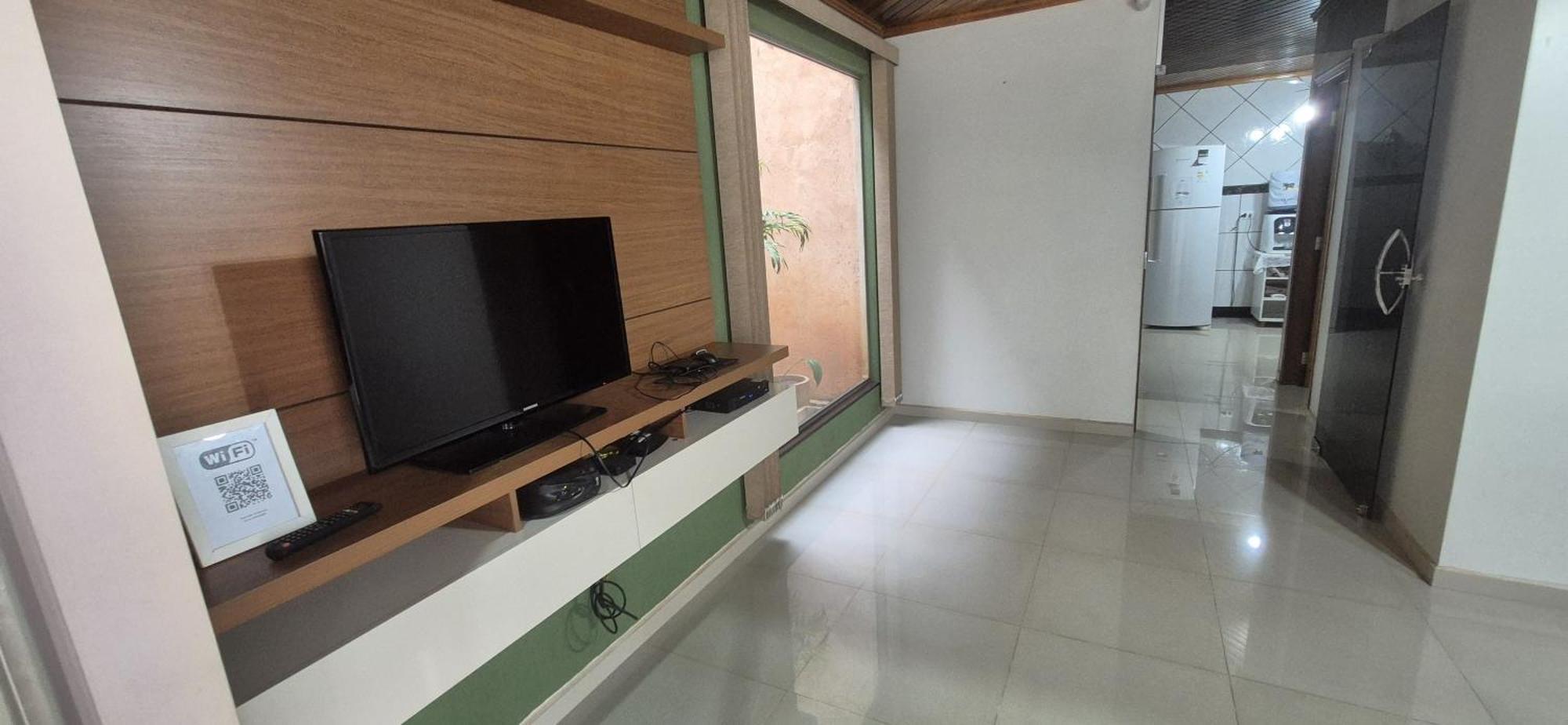 Casa Para Temporada 900 Metros Do Termas Dos Laranjais Villa Olímpia Eksteriør billede